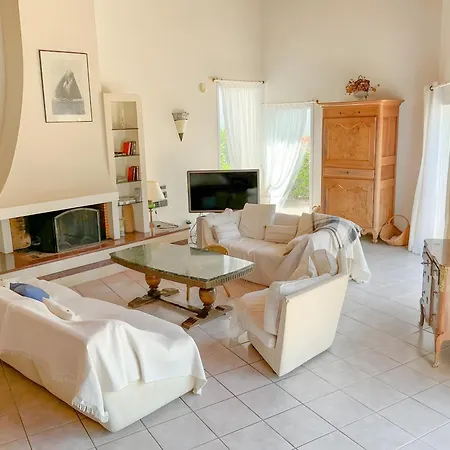 Grande Maison Familiale